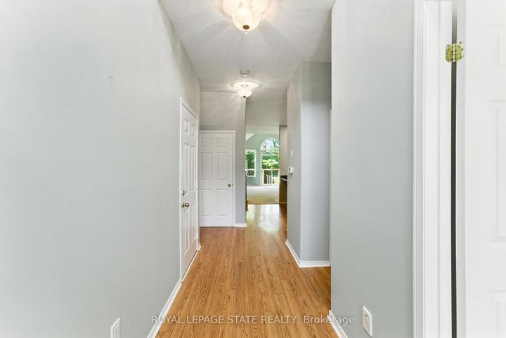 Photo 4 at 6 - 40 Wesleyan Court, Ancaster, Hamilton