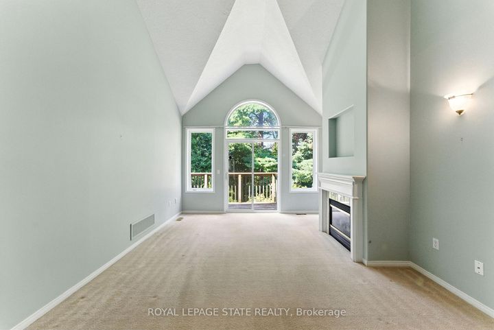 Photo 12 at 6 - 40 Wesleyan Court, Ancaster, Hamilton