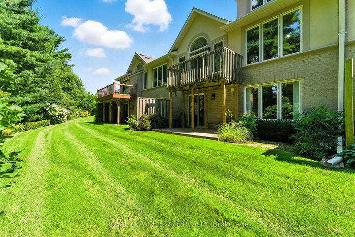 Photo 38 at 6 - 40 Wesleyan Court, Ancaster, Hamilton