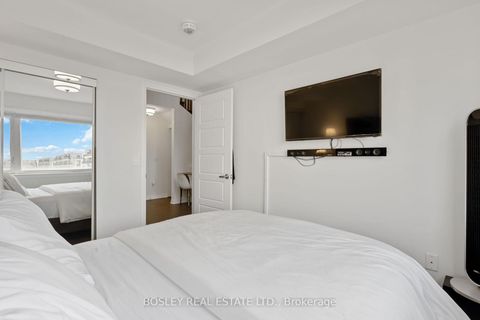 Photo 25 at 16 - 142 William Duncan Road, CFB, Toronto
