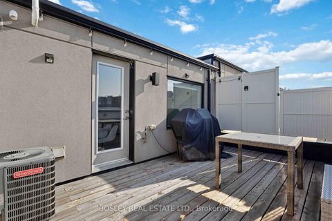Photo 33 at 16 - 142 William Duncan Road, CFB, Toronto