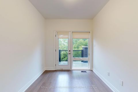 Photo 13 at 32 Globemaster Lane, Oak Ridges, Richmond Hill