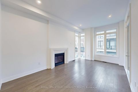 Photo 31 at 32 Globemaster Lane, Oak Ridges, Richmond Hill