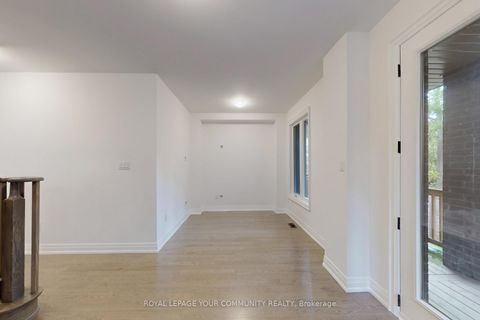Photo 40 at 32 Globemaster Lane, Oak Ridges, Richmond Hill