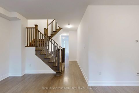 Photo 41 at 32 Globemaster Lane, Oak Ridges, Richmond Hill