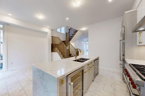 Photo 48 at 32 Globemaster Lane, Oak Ridges, Richmond Hill