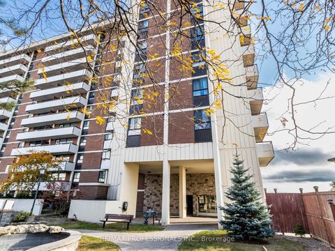 Photo 7 at 108 - 541 Blackthorn Avenue, Eglinton West, Toronto