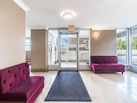 Photo 8 at 108 - 541 Blackthorn Avenue, Eglinton West, Toronto