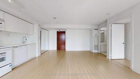 Photo 11 at 1201 - 10 Capreol Court, Waterfront Communities C1, Toronto