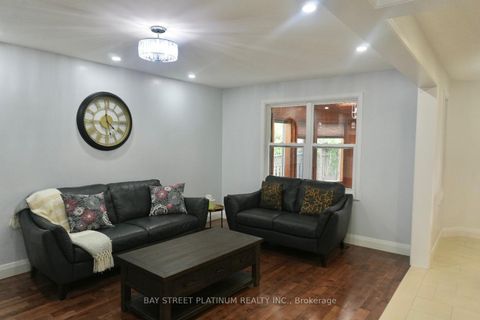 Photo 6 at 257 Killian Road, Maple, Vaughan