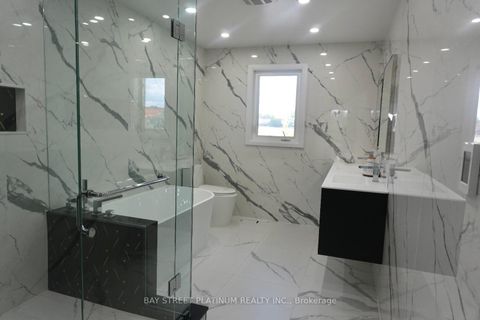 Photo 12 at 257 Killian Road, Maple, Vaughan