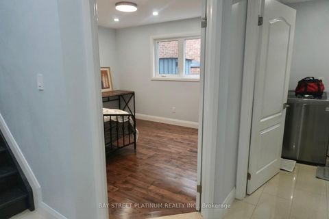 Photo 30 at 257 Killian Road, Maple, Vaughan