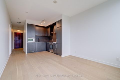 Photo 11 at N417 - 120 Bayview Avenue, Waterfront Communities C8, Toronto Photo 11 at N417 - 120 Bayview Avenue, Waterfront Communities C8, Toronto