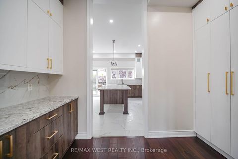 Photo 2 at 106 Celestine Drive, Richview, Toronto