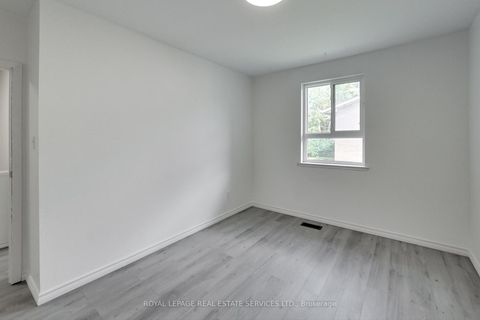 Photo 19 at 54 - 6 Leith Hill Road, Don Valley Village, Toronto
