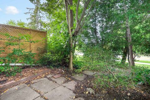 Photo 28 at 54 - 6 Leith Hill Road, Don Valley Village, Toronto