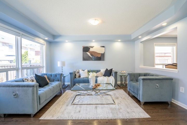 Photo 13 at 58 Ponymeadow Way, Credit Valley, Brampton