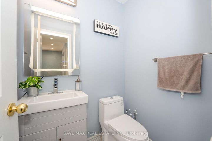 Photo 18 at 58 Ponymeadow Way, Credit Valley, Brampton