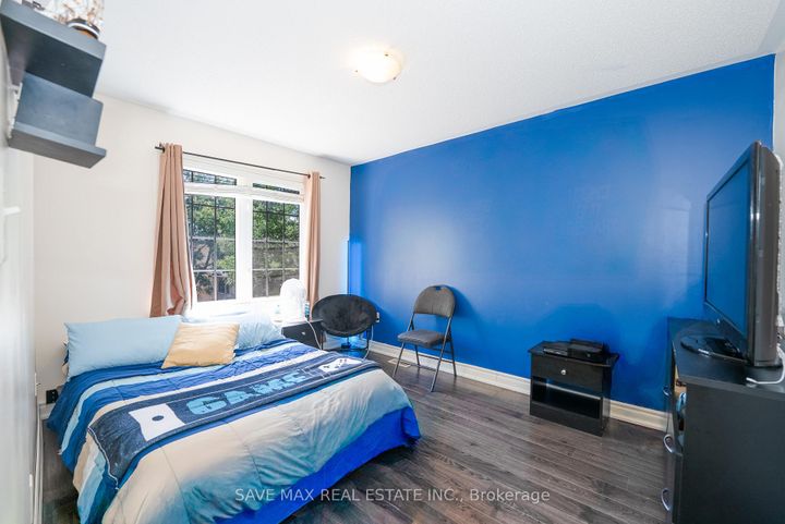 Photo 32 at 58 Ponymeadow Way, Credit Valley, Brampton