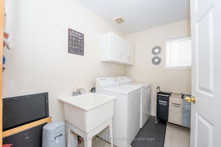 Photo 39 at 58 Ponymeadow Way, Credit Valley, Brampton