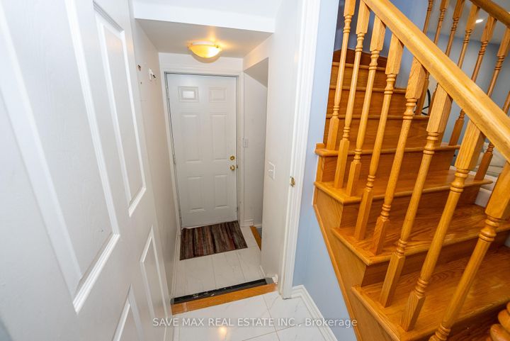 Photo 41 at 58 Ponymeadow Way, Credit Valley, Brampton