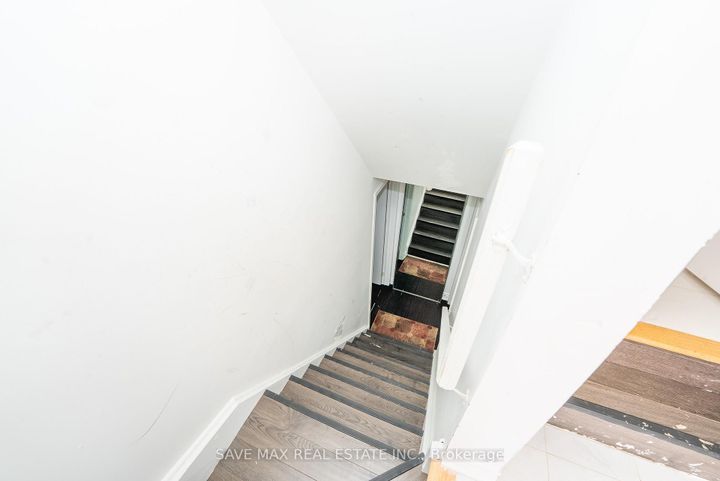 Photo 42 at 58 Ponymeadow Way, Credit Valley, Brampton