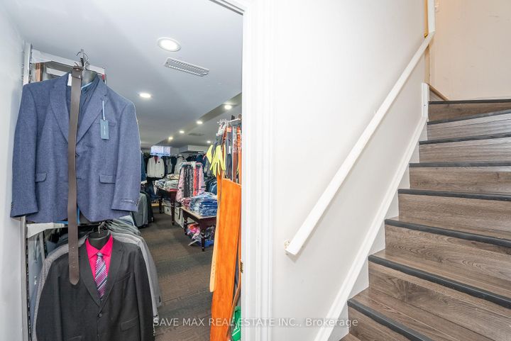 Photo 43 at 58 Ponymeadow Way, Credit Valley, Brampton