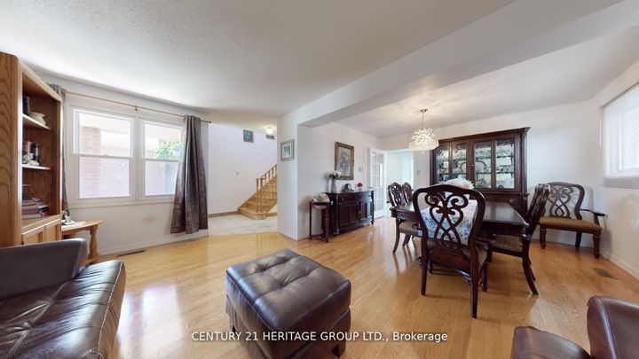 Photo 4 at 277 Rosedale Heights Drive, Uplands, Vaughan