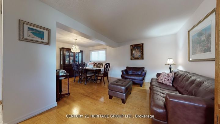Photo 7 at 277 Rosedale Heights Drive, Uplands, Vaughan