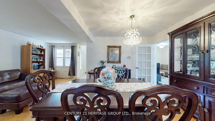 Photo 13 at 277 Rosedale Heights Drive, Uplands, Vaughan