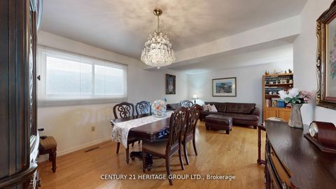 Photo 10 at 277 Rosedale Heights Drive, Uplands, Vaughan