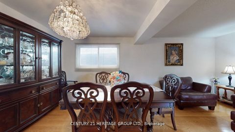 Photo 11 at 277 Rosedale Heights Drive, Uplands, Vaughan