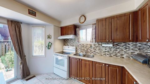 Photo 18 at 277 Rosedale Heights Drive, Uplands, Vaughan