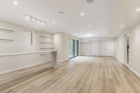 Photo 24 at 45 Broadleaf Road, Don Mills, Toronto