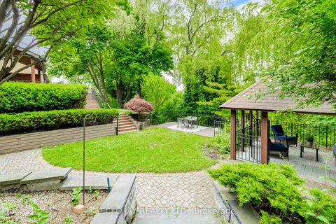 Photo 33 at 45 Broadleaf Road, Don Mills, Toronto
