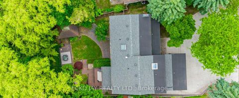 Photo 34 at 45 Broadleaf Road, Don Mills, Toronto