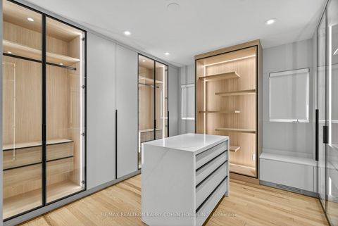 Photo 19 at 63 Gordon Road, Windfields, Toronto