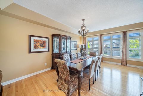 Photo 15 at 93 Timna Crescent, Patterson, Vaughan
