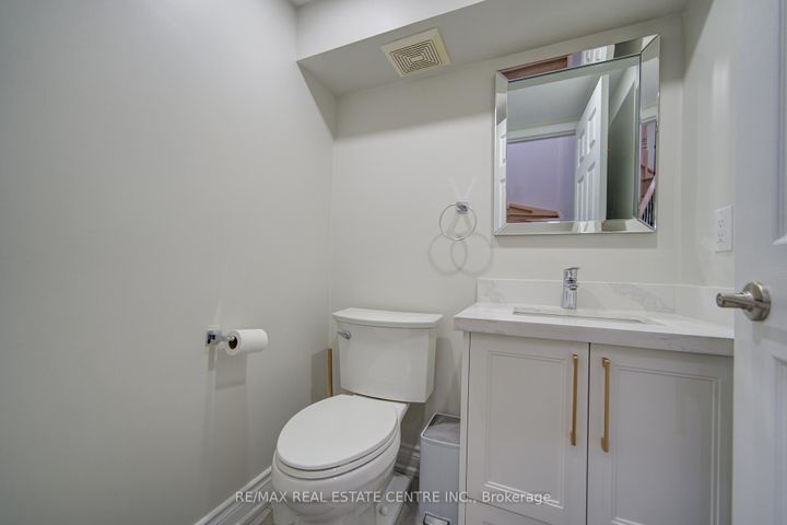 Photo 18 at 19 - 280 Hillcrest Avenue, Cooksville, Mississauga