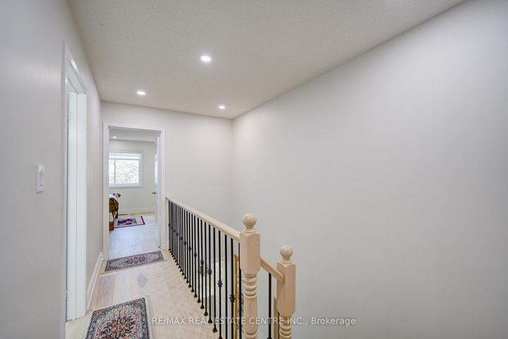 Photo 20 at 19 - 280 Hillcrest Avenue, Cooksville, Mississauga