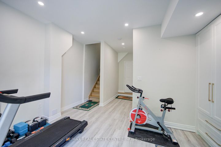 Photo 32 at 19 - 280 Hillcrest Avenue, Cooksville, Mississauga