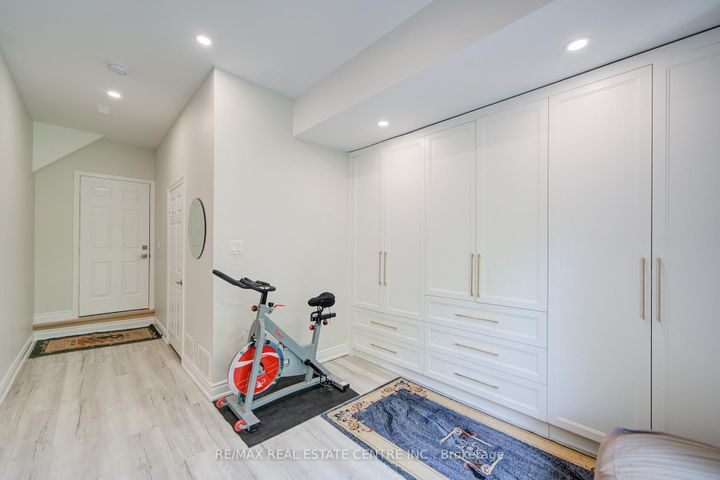 Photo 33 at 19 - 280 Hillcrest Avenue, Cooksville, Mississauga