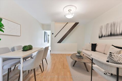 Photo 7 at 1125 Woodbine Avenue, East York, Toronto
