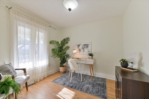 Photo 15 at 1125 Woodbine Avenue, East York, Toronto