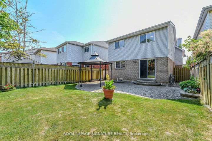 Photo 45 at 2547 Raglan Court, Central Erin Mills, Mississauga