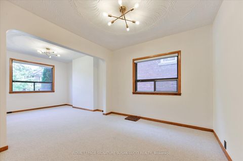 Photo 7 at 96 Woodycrest Avenue, Danforth, Toronto