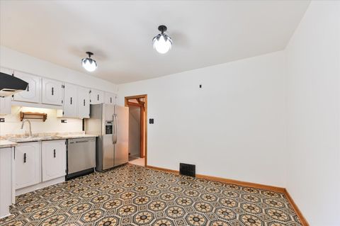 Photo 10 at 96 Woodycrest Avenue, Danforth, Toronto