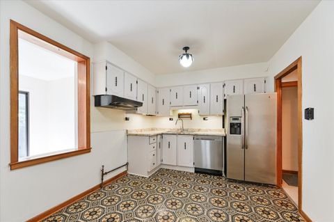 Photo 11 at 96 Woodycrest Avenue, Danforth, Toronto