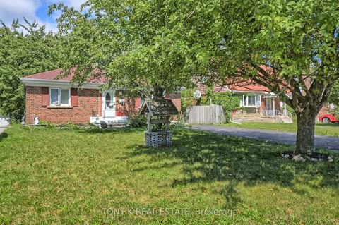 Photo 1 at 20 Granard Boulevard, Cliffcrest, Toronto