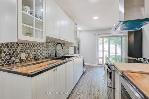 Photo 4 at 20 Granard Boulevard, Cliffcrest, Toronto